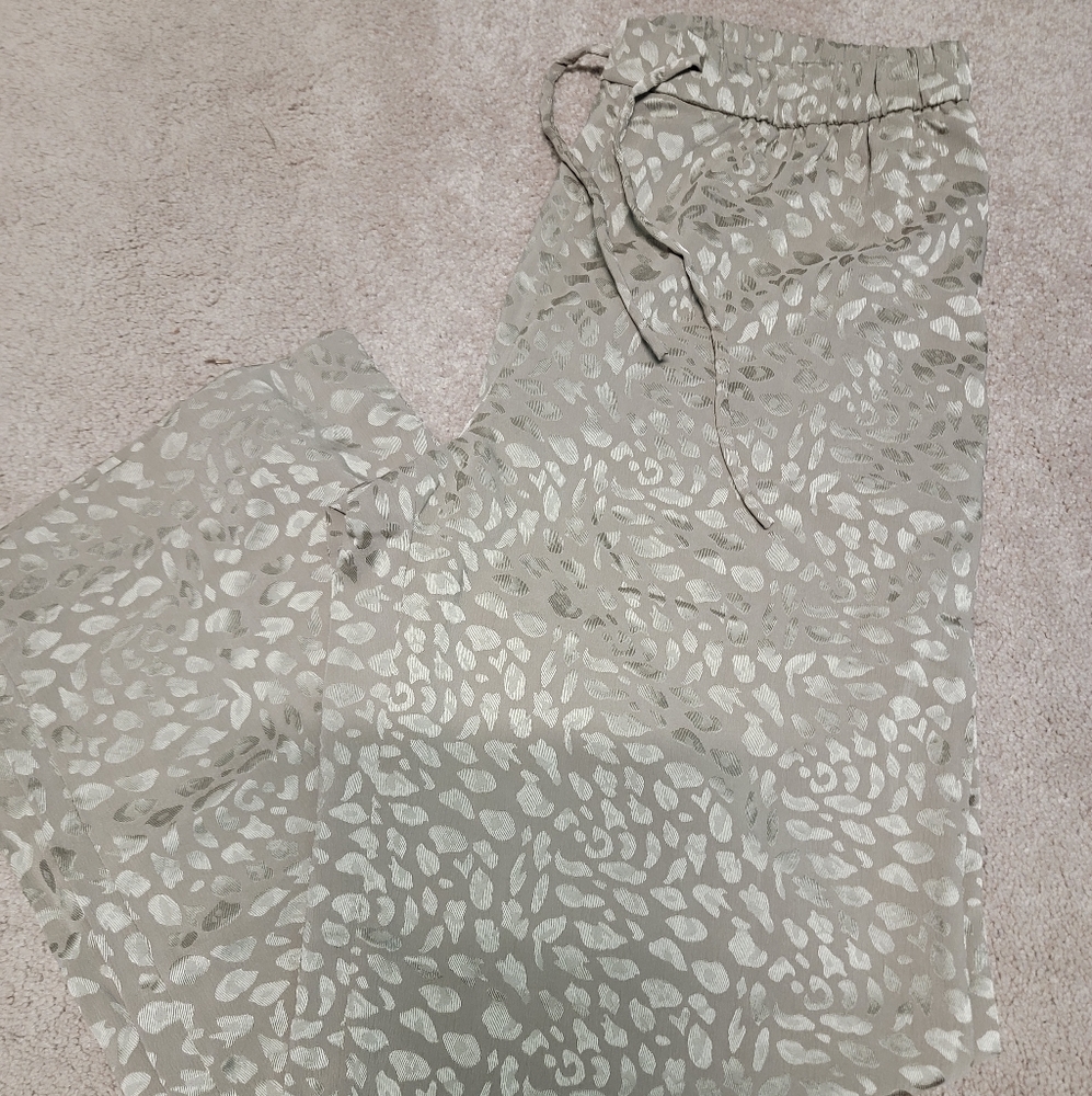Banana republic wide leg satin pants MP